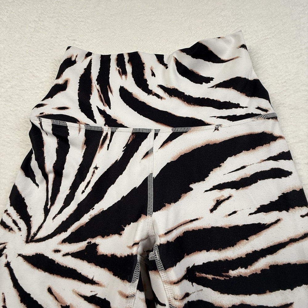 Fabletics Zebra Print‎ Women's XS Leggings Super High Waist Pure Luxe